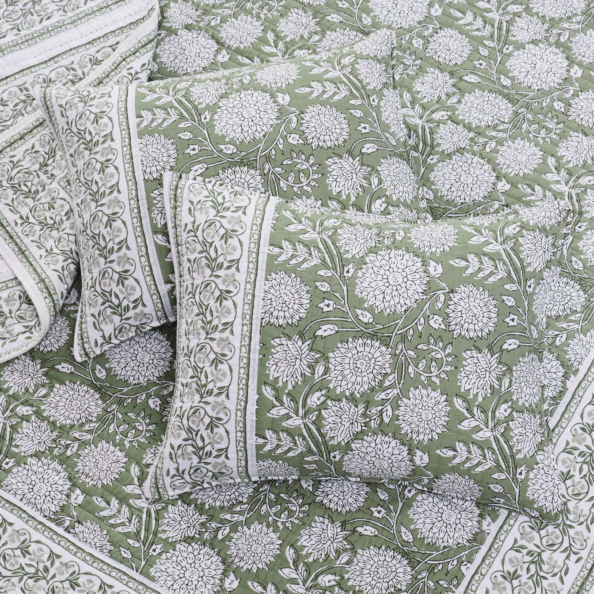 Adare Sage Quilt Set