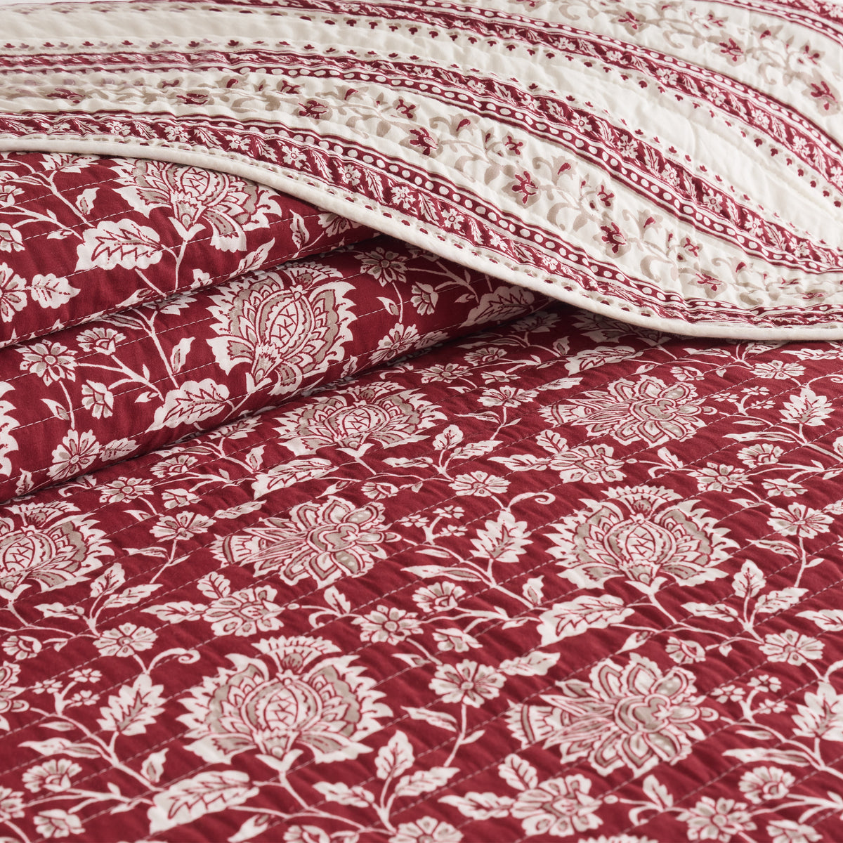 Adare Quilt Set