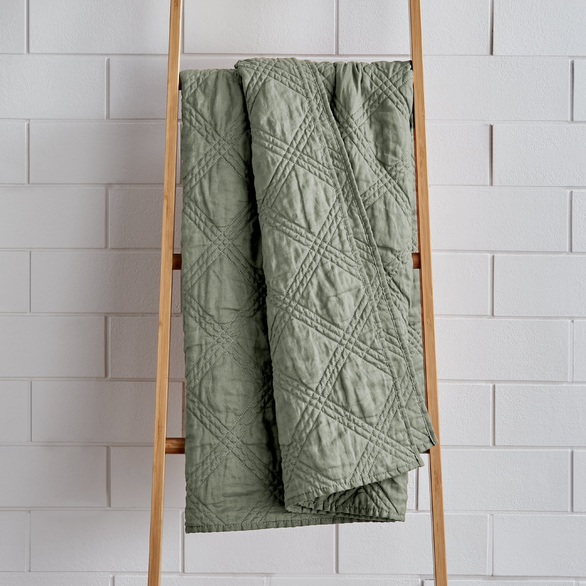 French Flax Washed Linen Quilted Throw