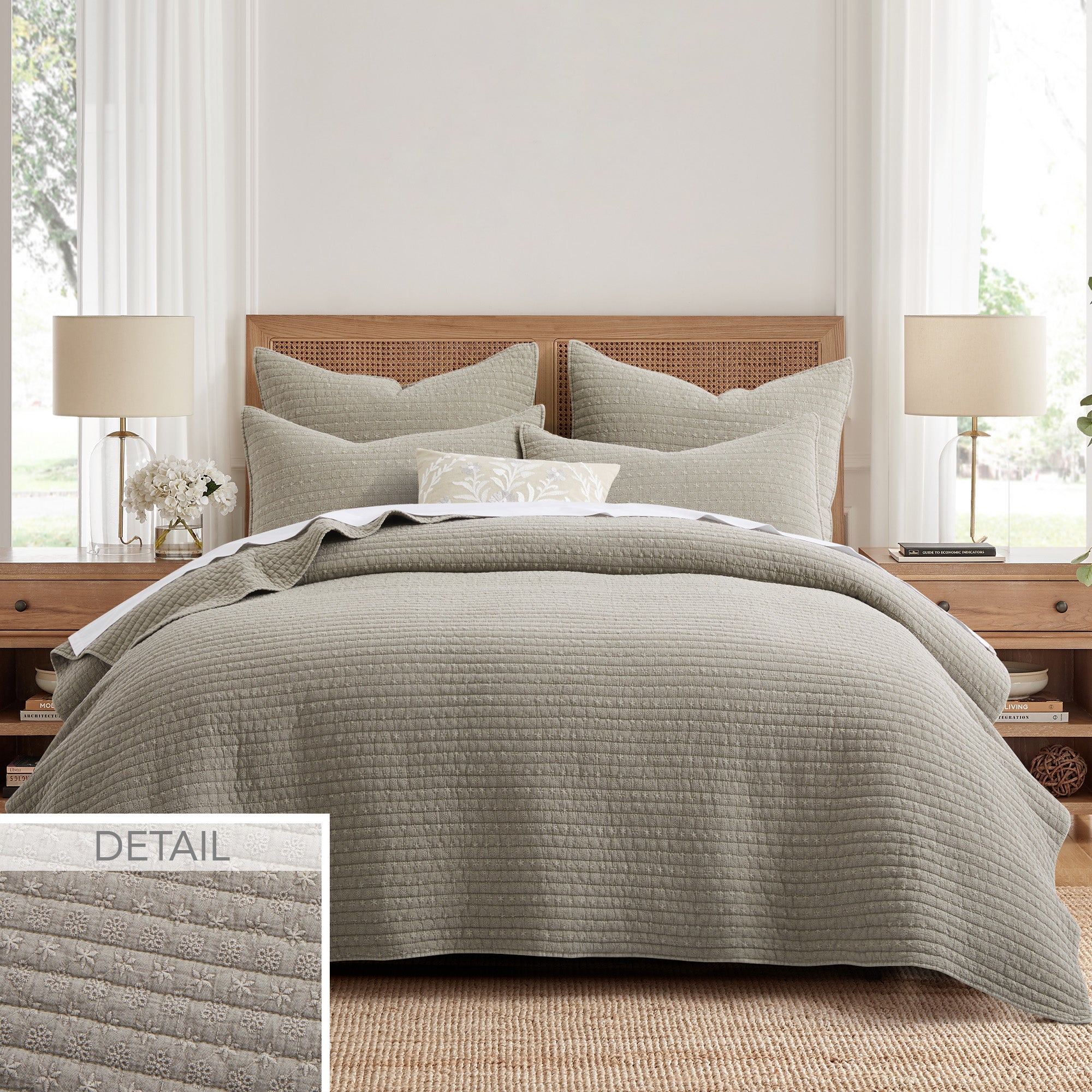 Eyelet Cream Quilt Set