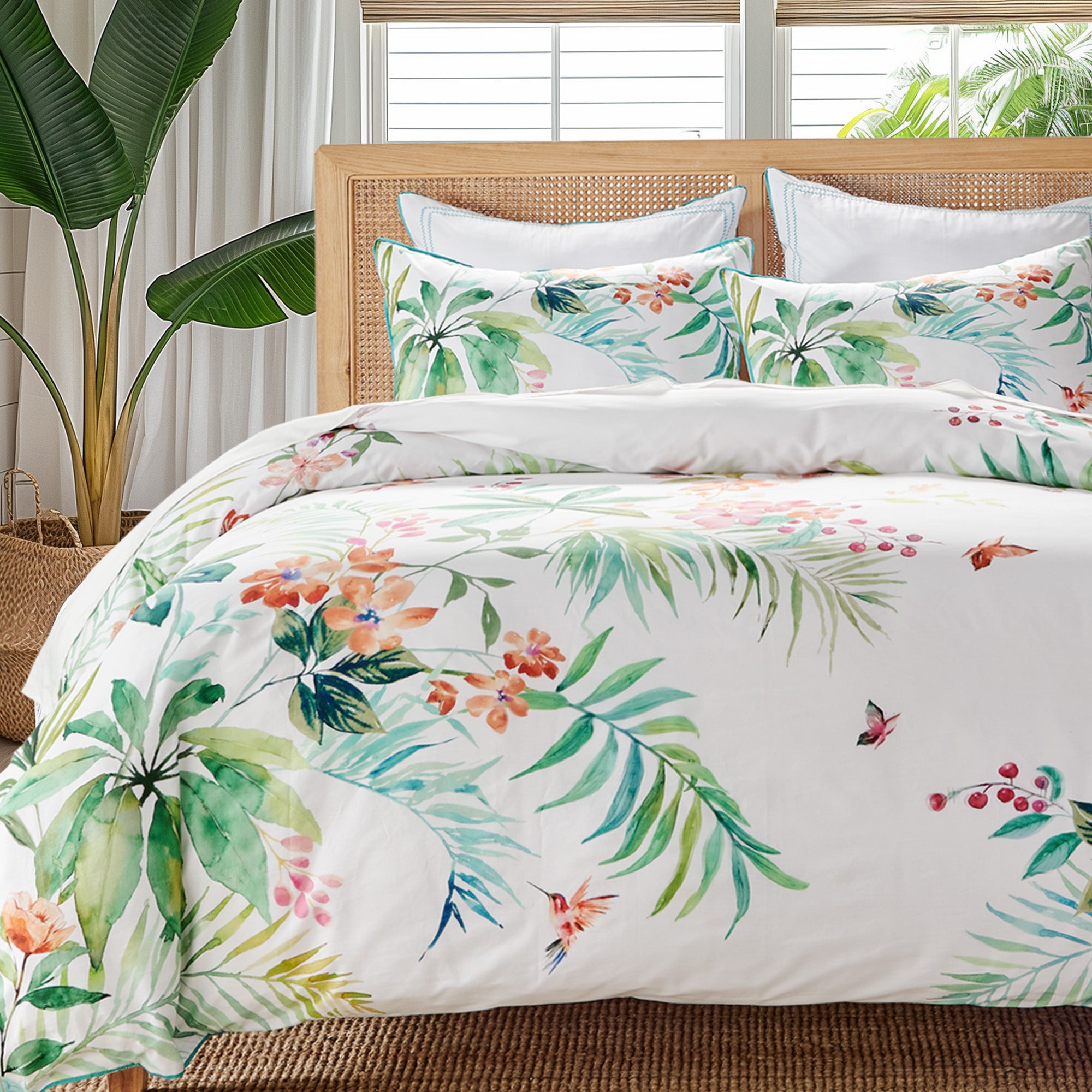 Hummingbird Grove Duvet Cover Set