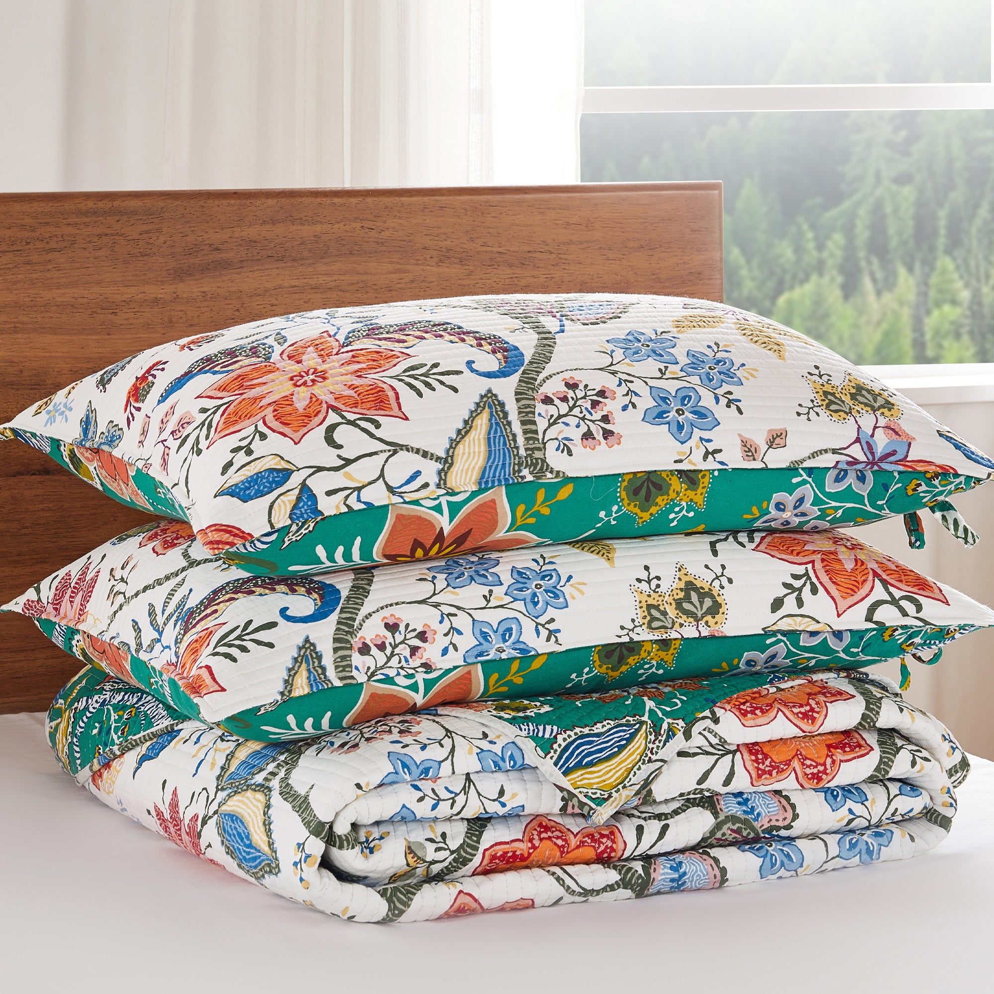 Carmina Quilt Set