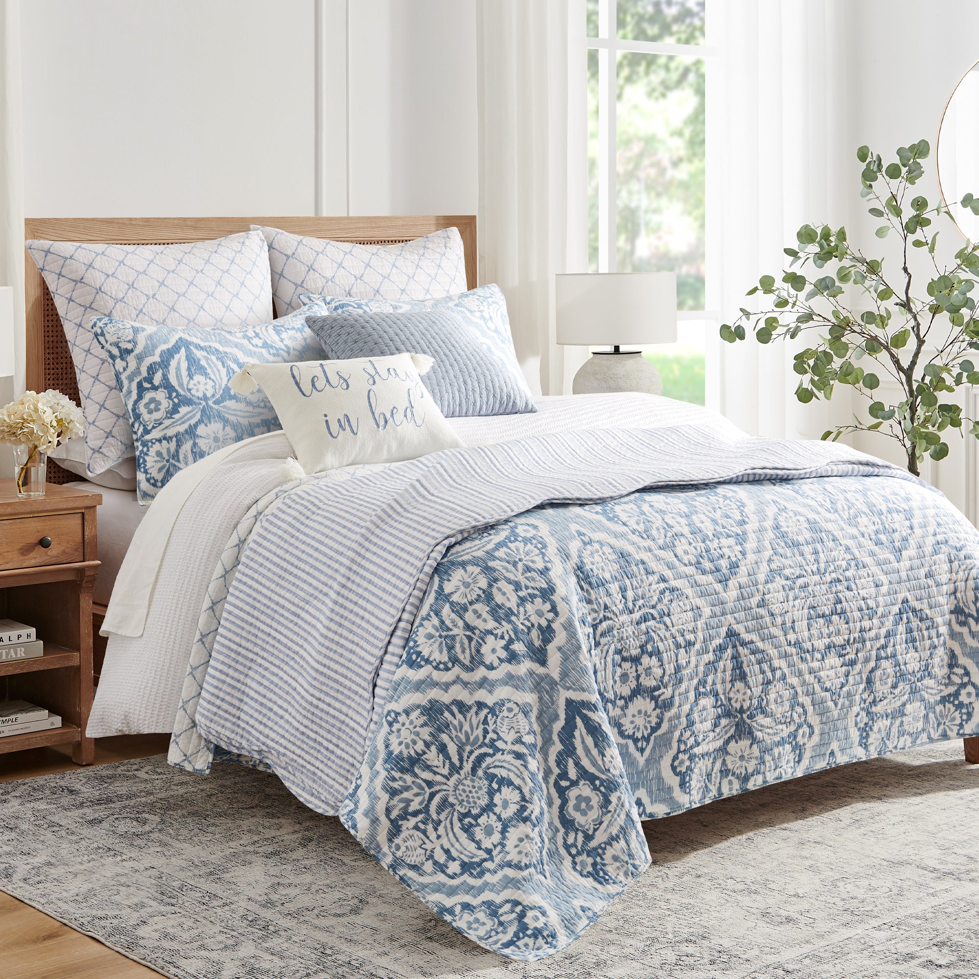 Martha Stripe Blue Quilt Set