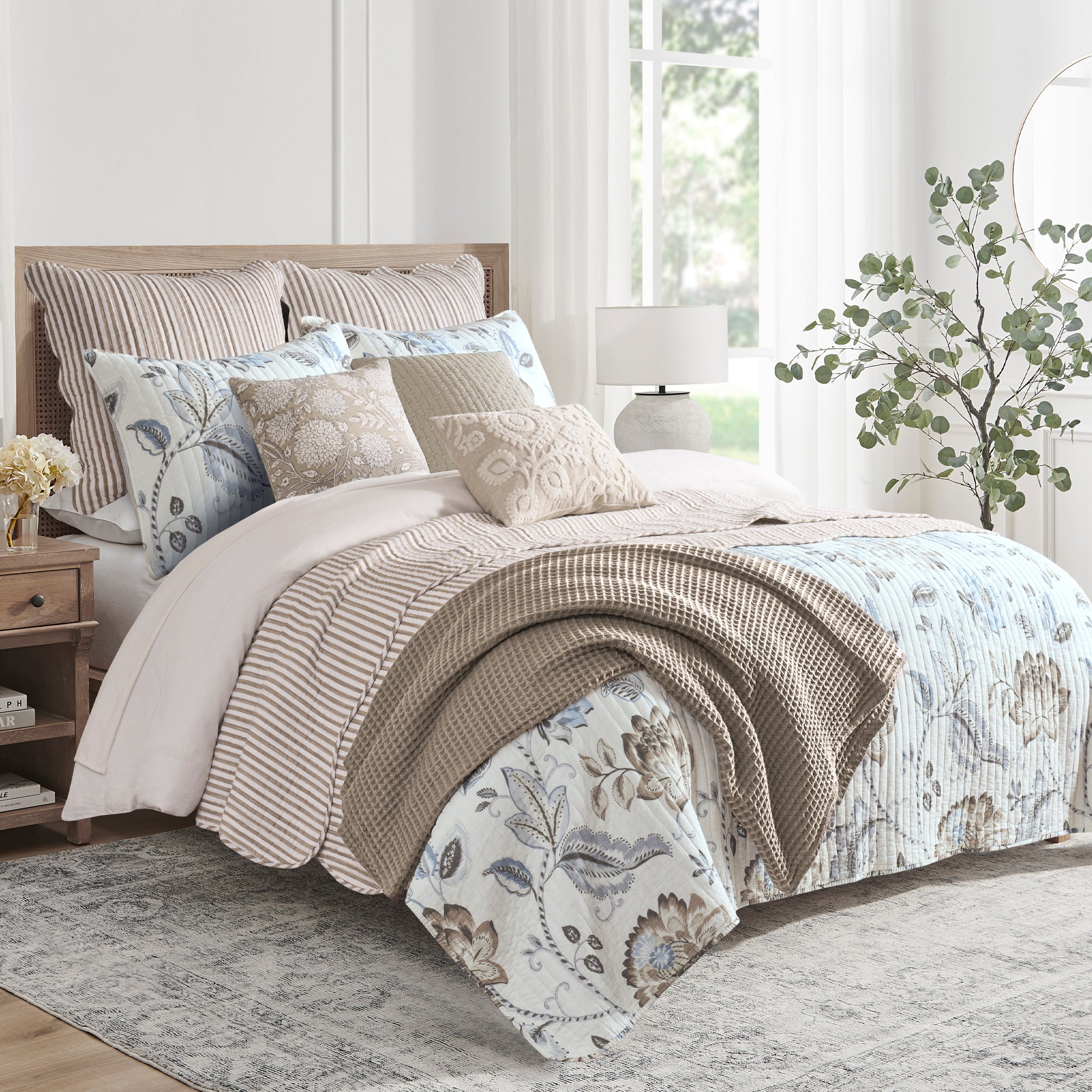 Martha Stripe Quilt Set