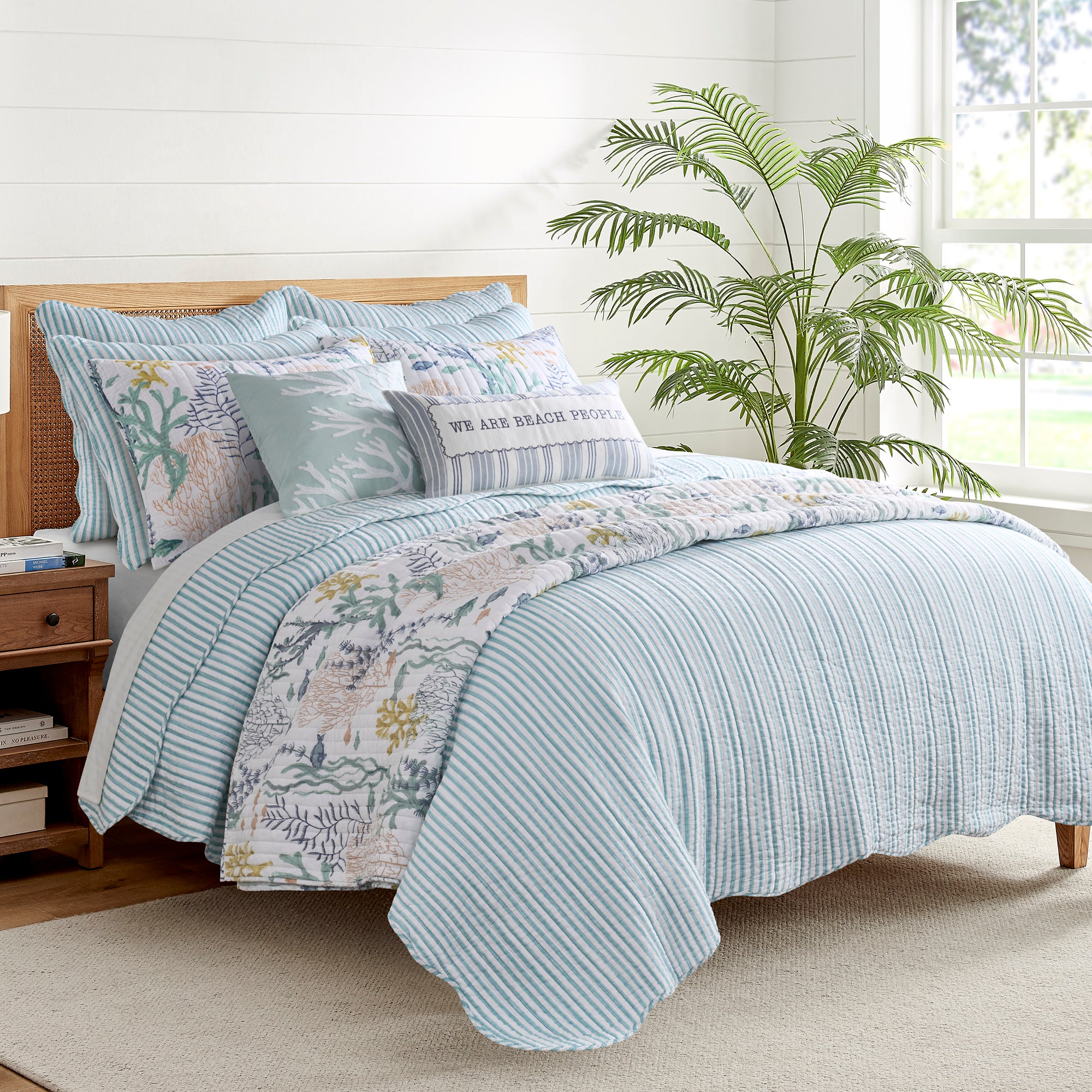 Martha Stripe Quilt Set