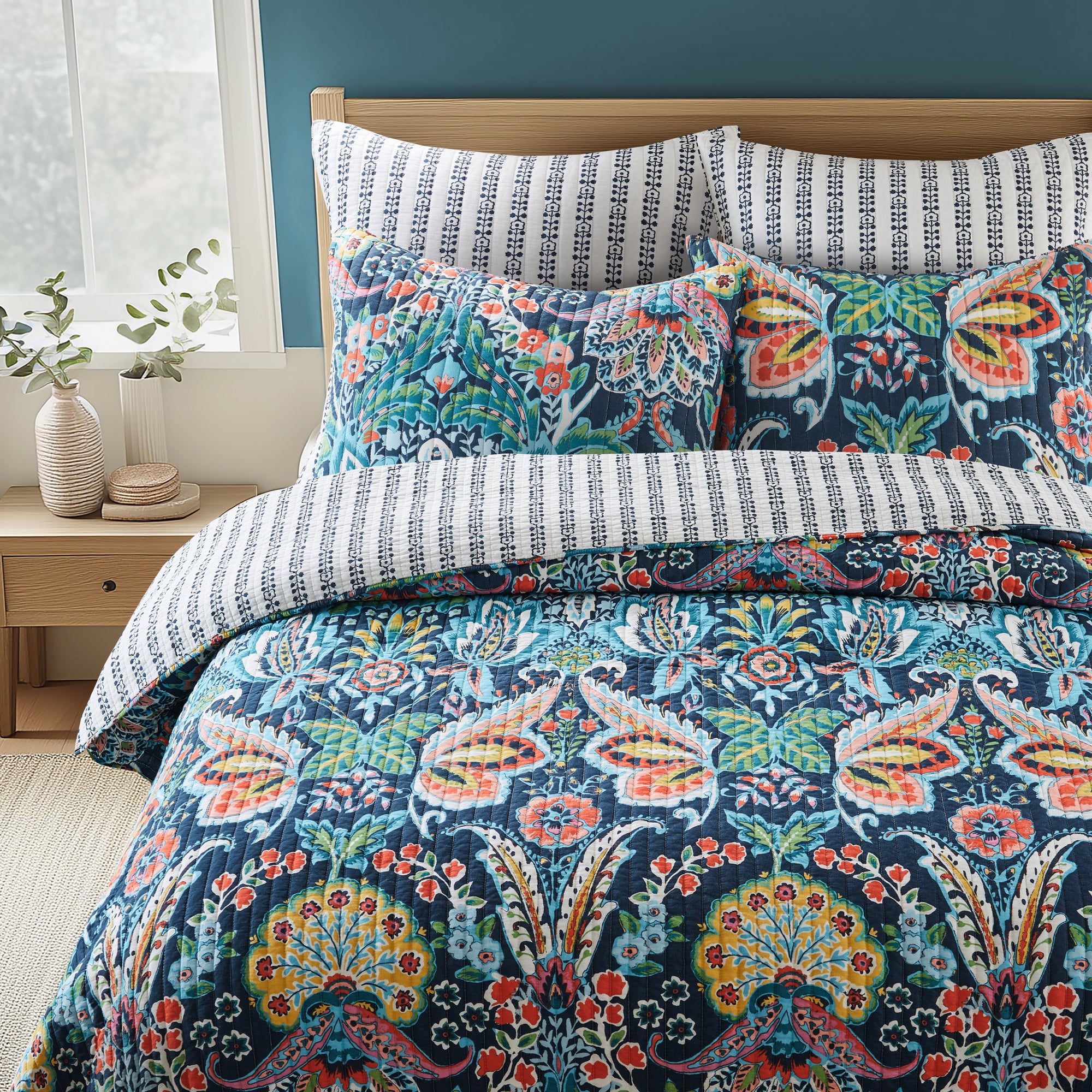 Diella Quilt Set