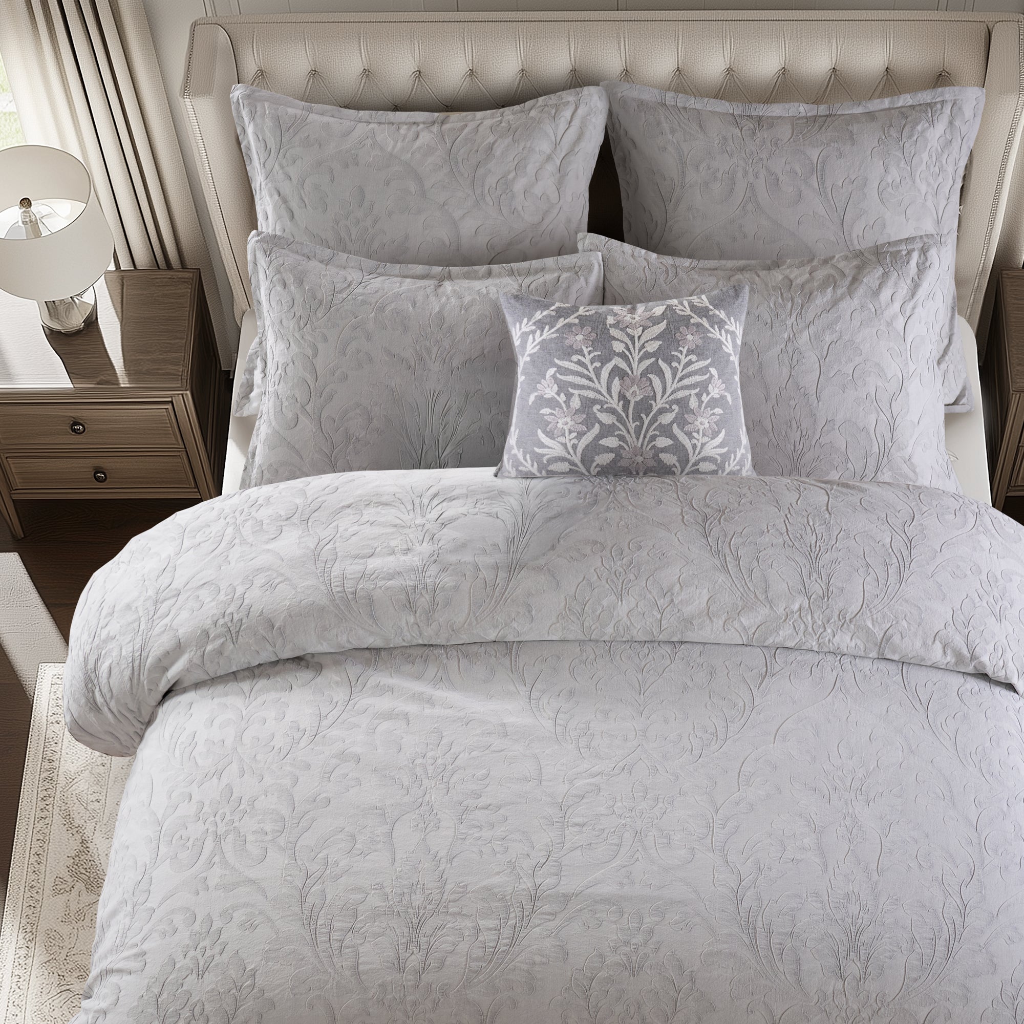 Alessio Comforter Set
