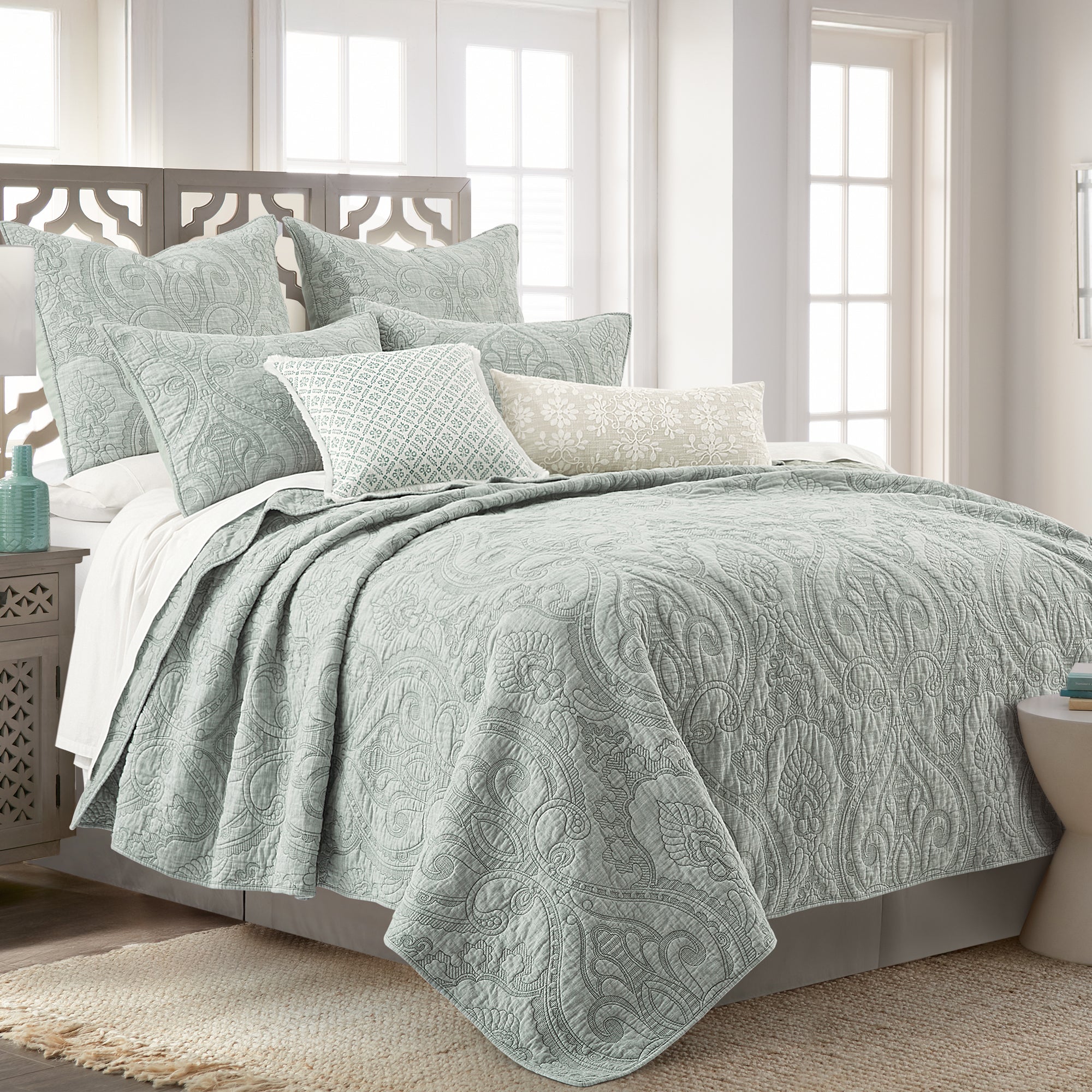 Helena Sage Quilt Set