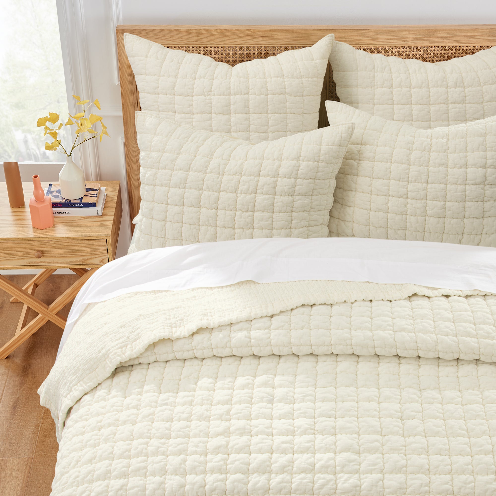 Whisper Cream Quilt Set