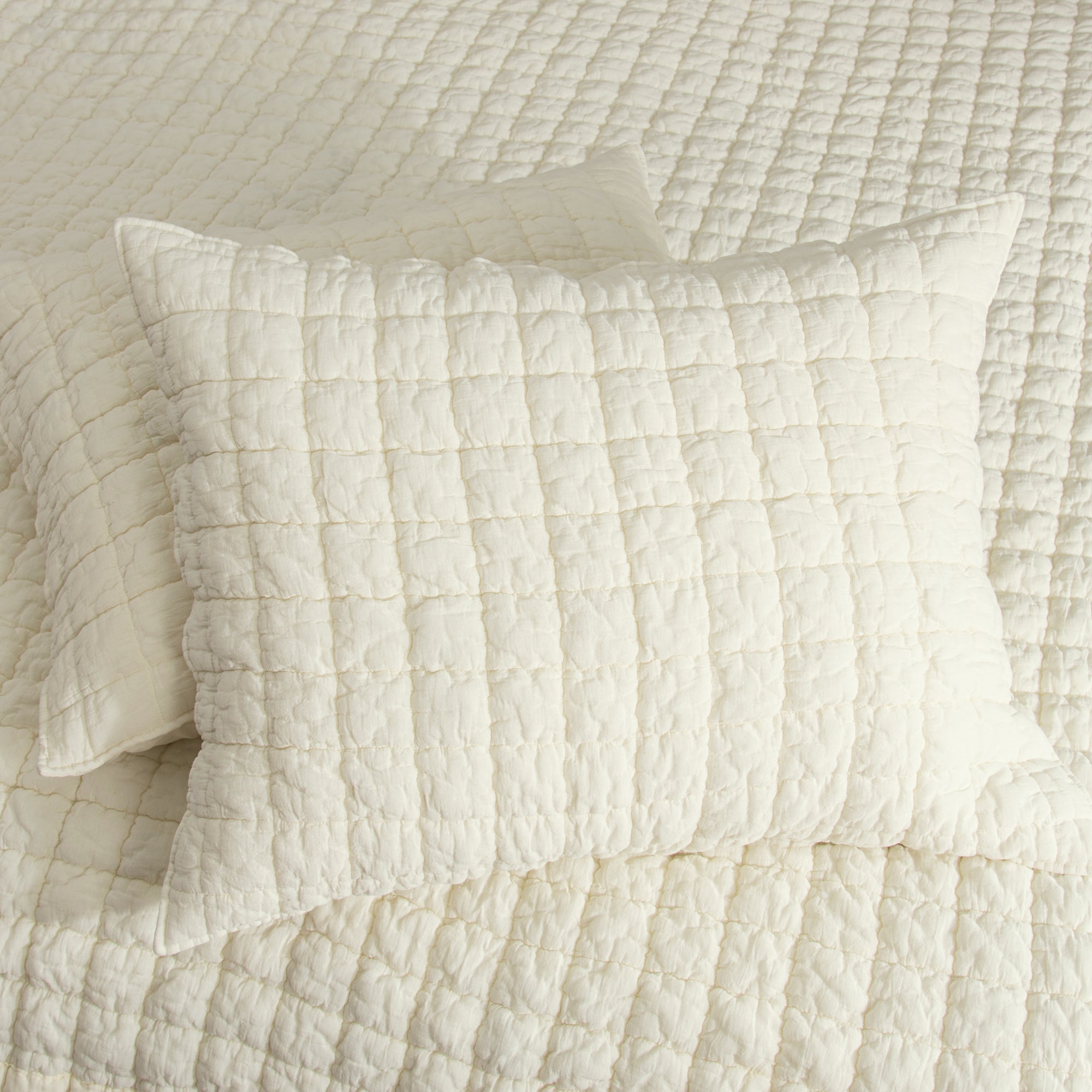 Whisper Cream Quilt Set