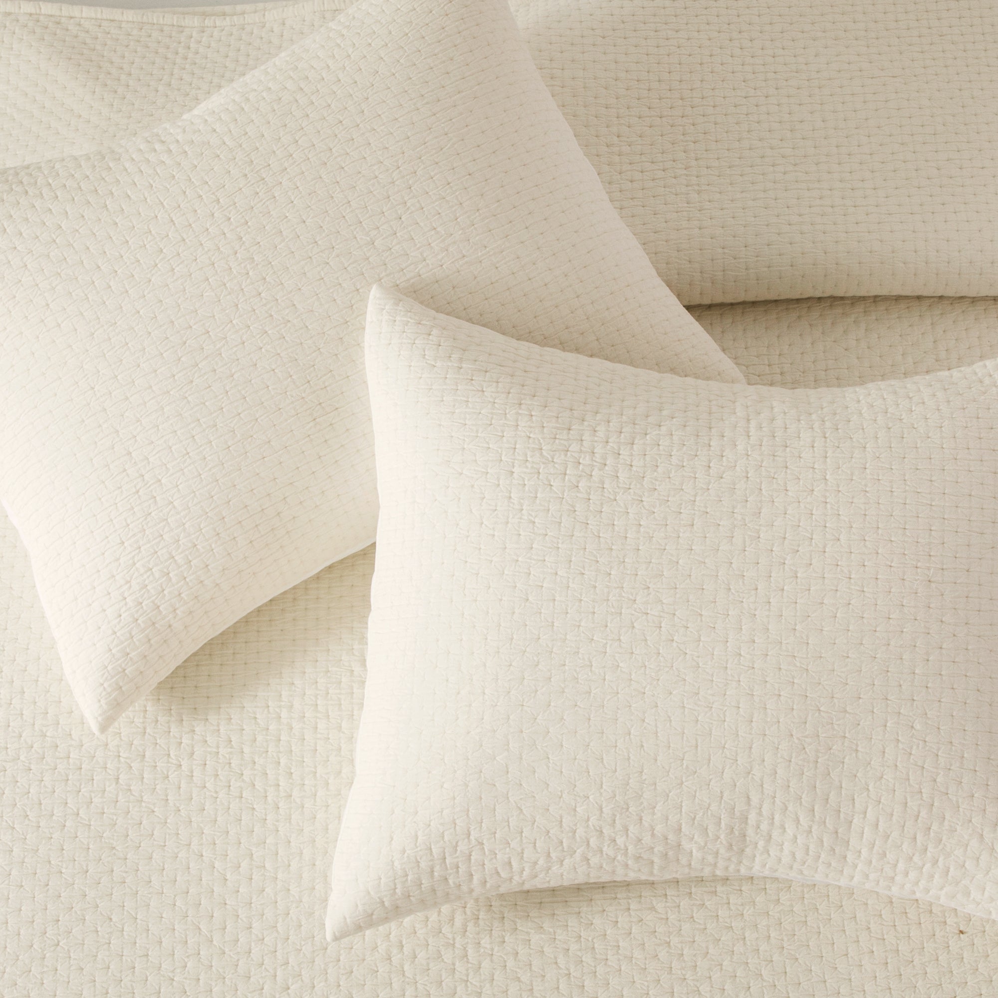 Grace Cream Quilt Set