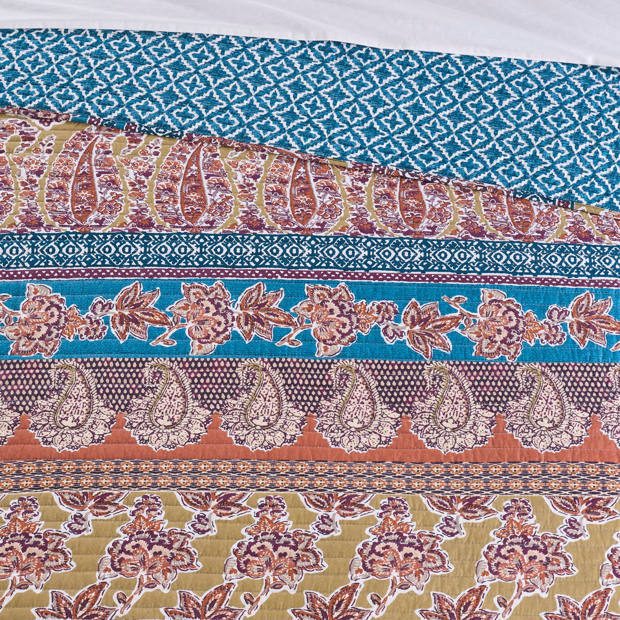 Kirana Quilt Set