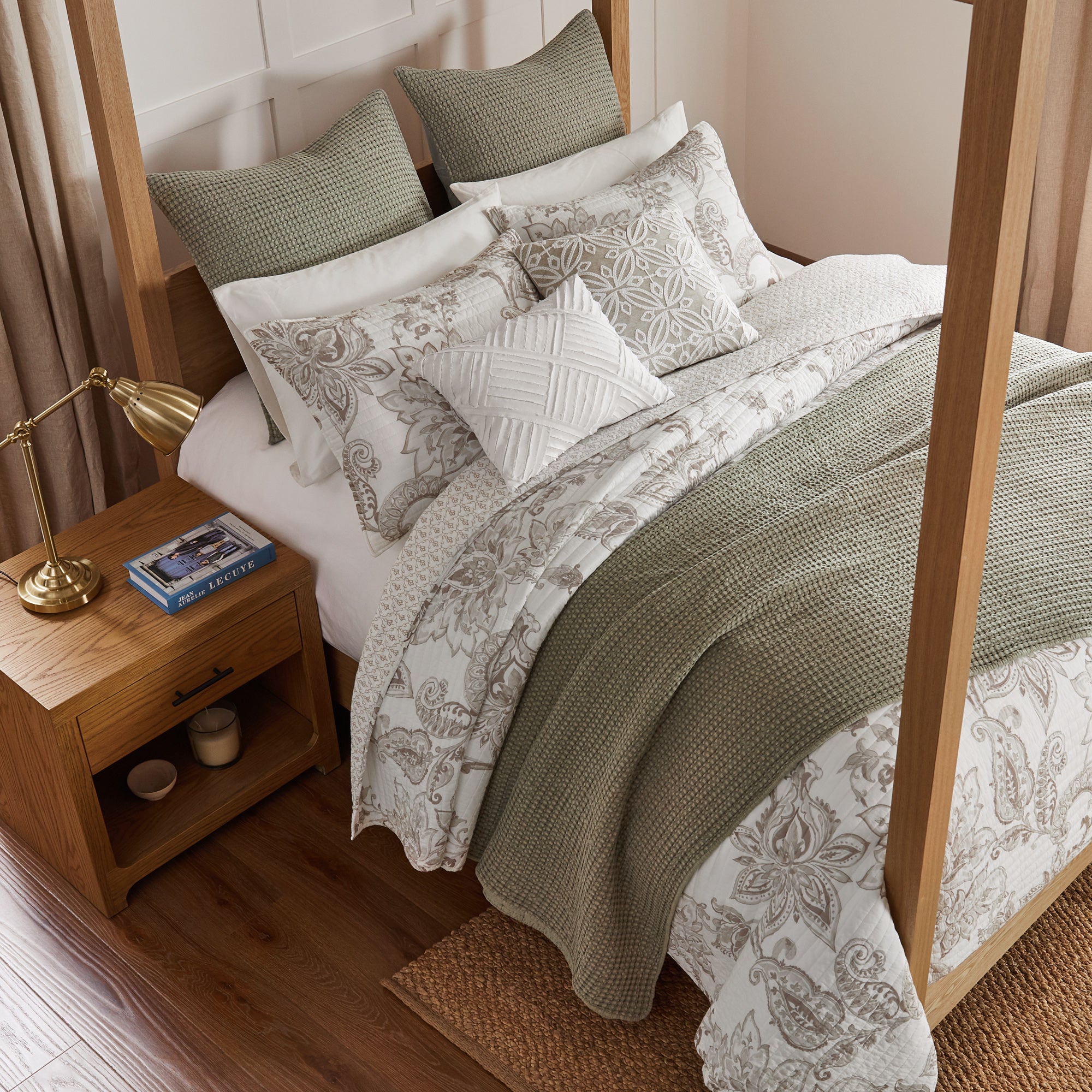Mills Waffle Quilt Set