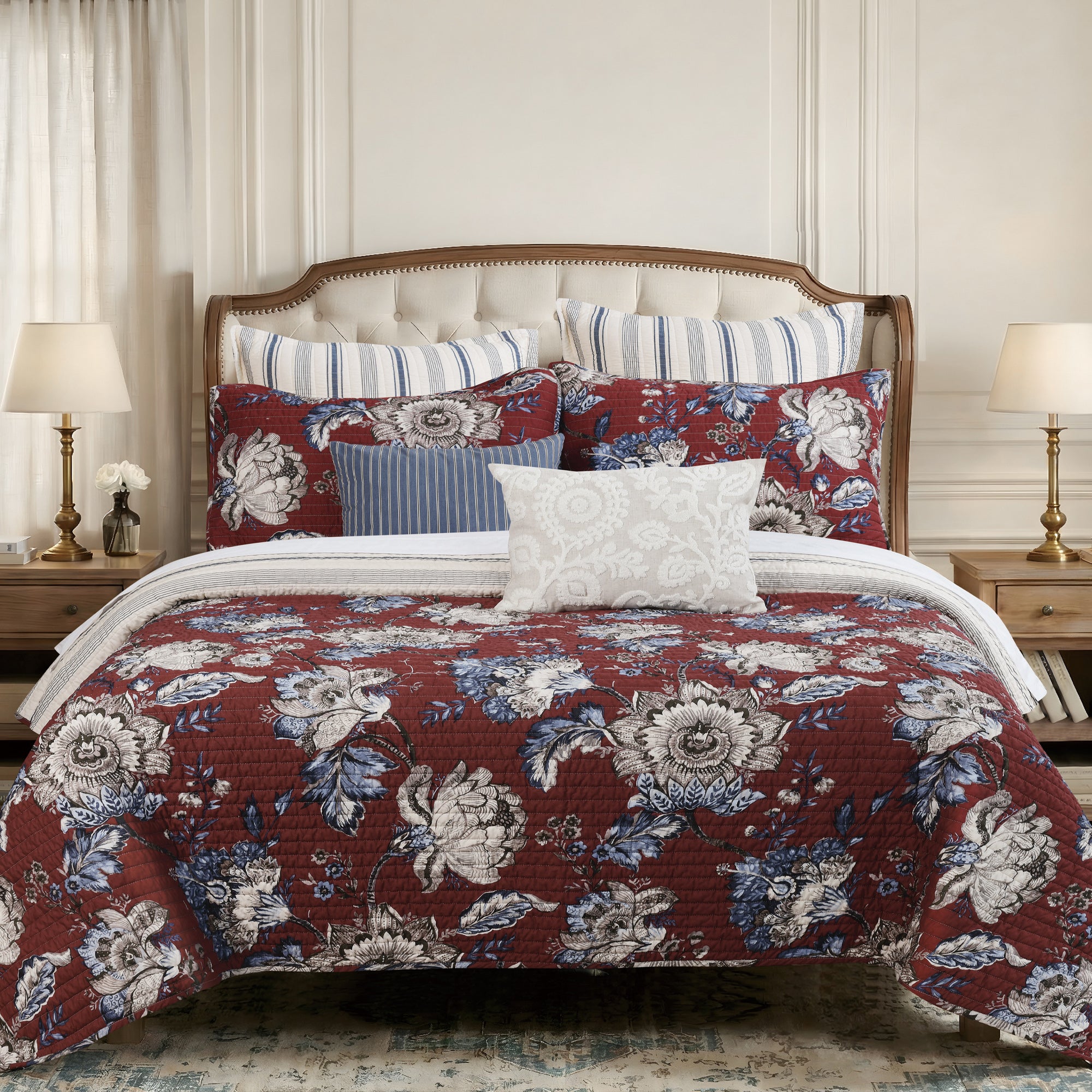 Royce Red Quilt Set