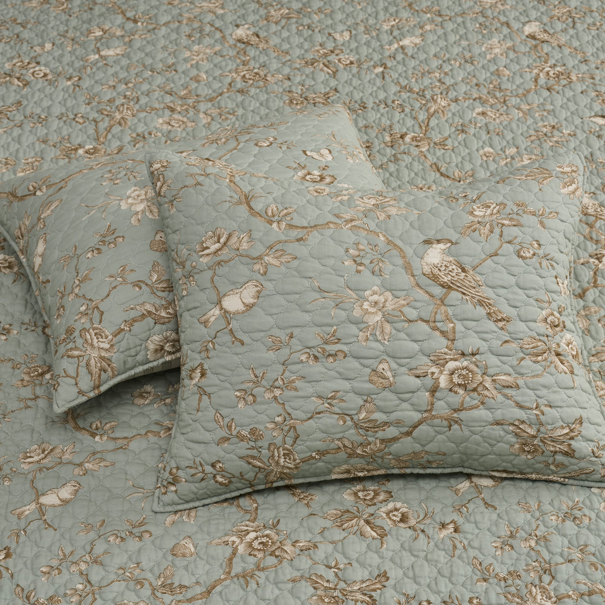 Lyon Teal Quilt Set
