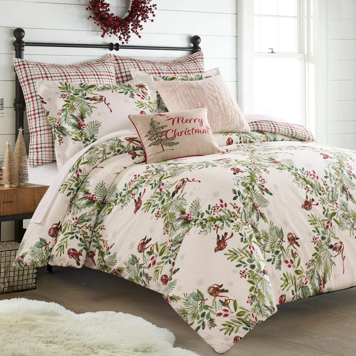 Tinsel Tidings Comforter Set