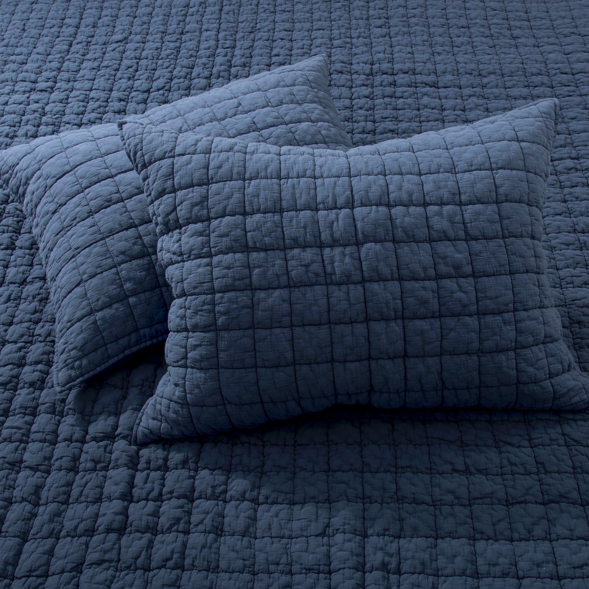 Whisper Quilt Set