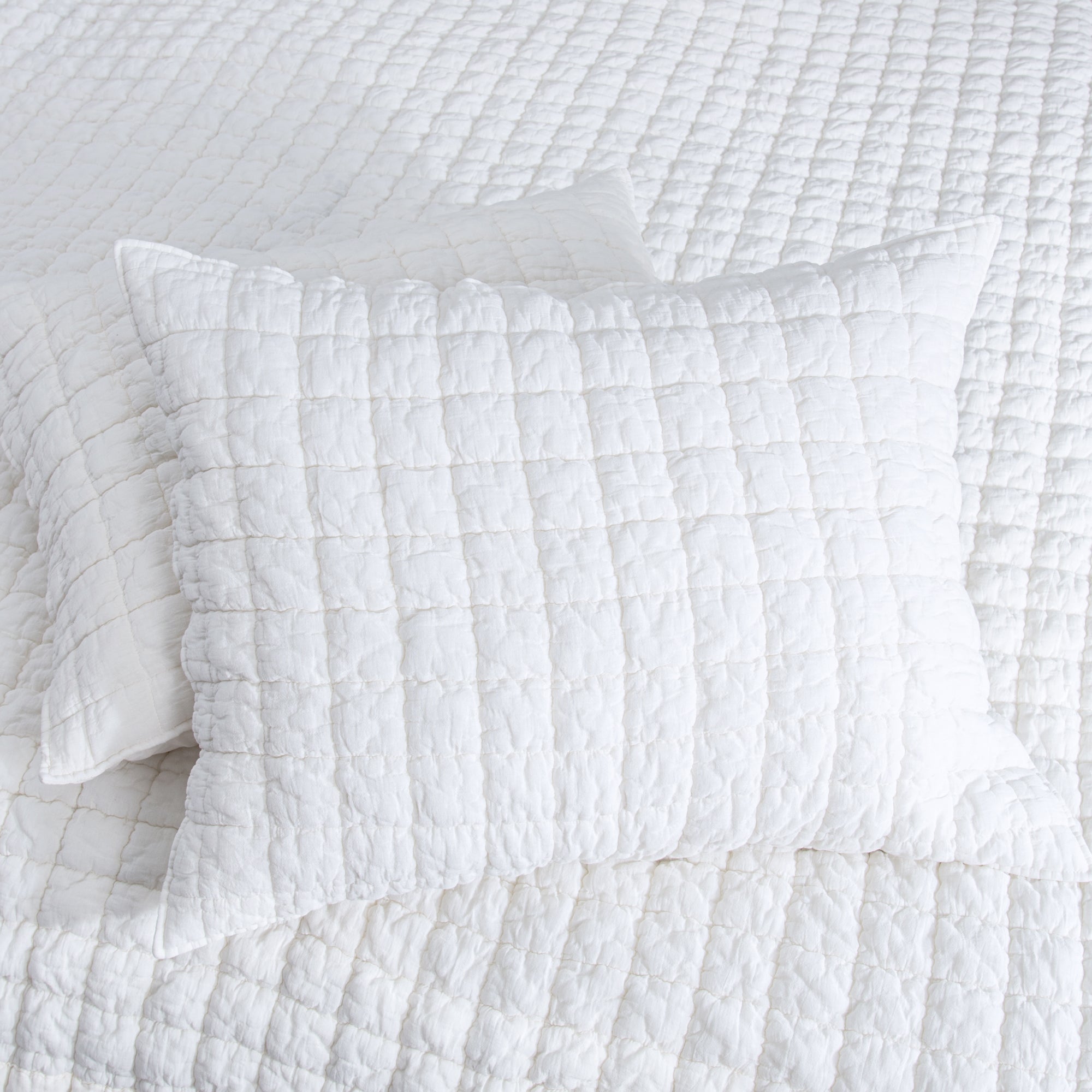Whisper Quilt Set