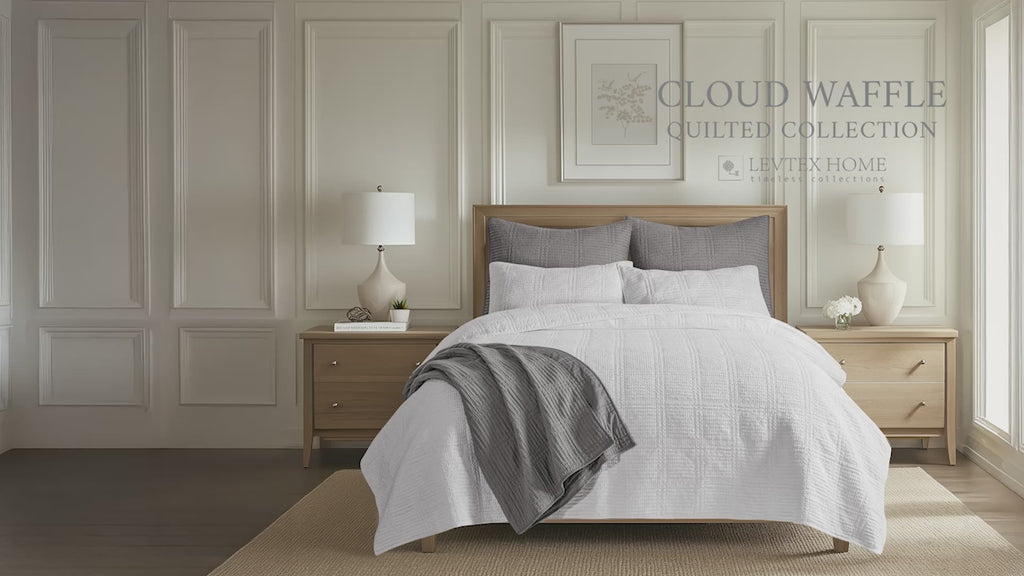 Cloud Waffle Quilt Set