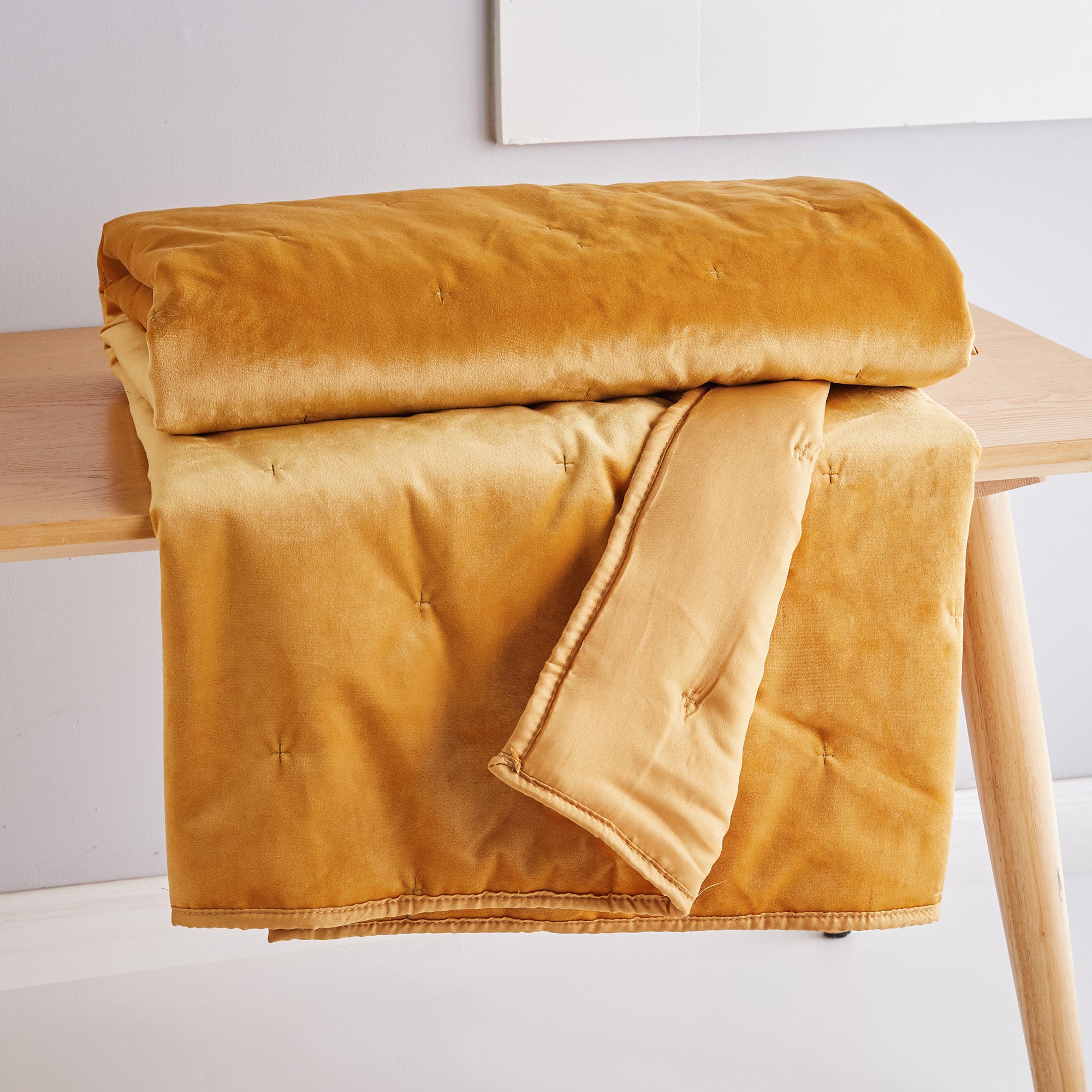 BH Calabria Velvet Ochre Quilted Throw