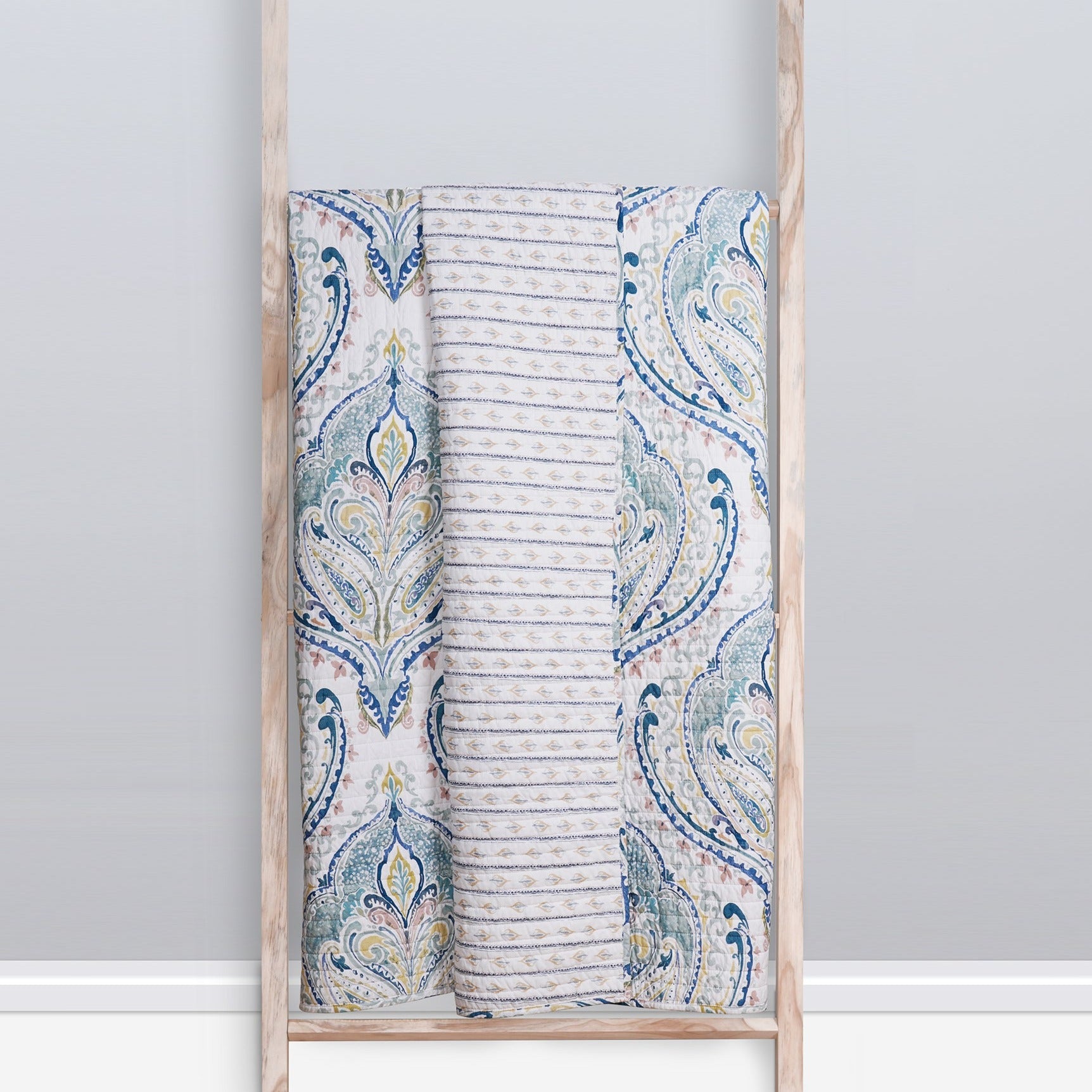 Alita Quilted Throw