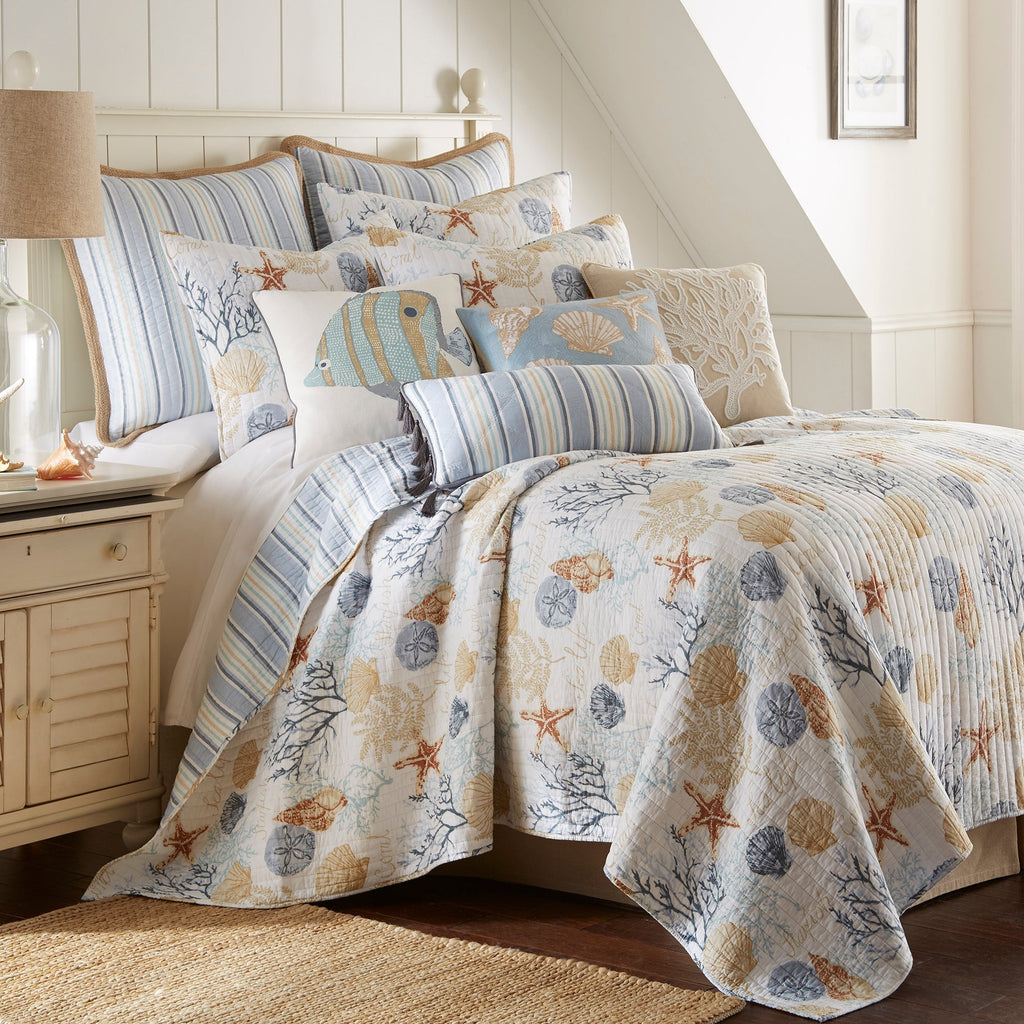 Levtex Home Bay Islands Quilt Set - Cotton Twin/Twin XL / Coral