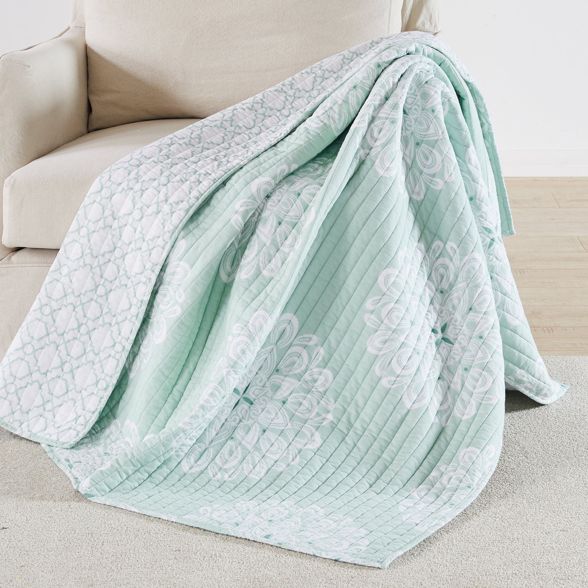 Lara Spa Quilted Throw