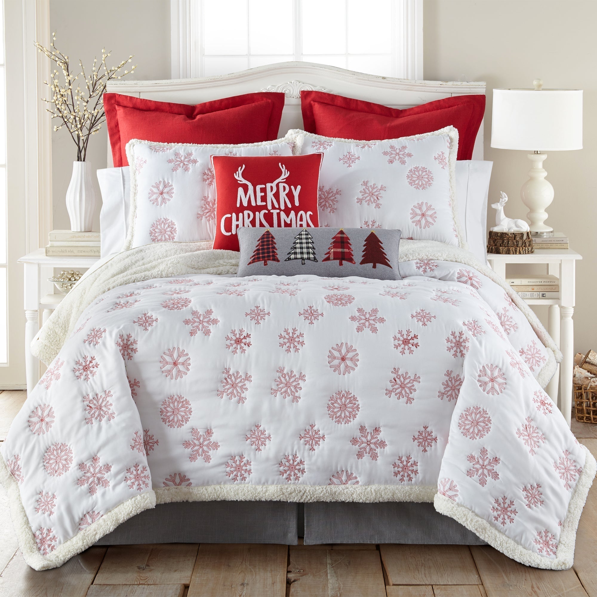 Red Snowflake Sherpa Quilt Set
