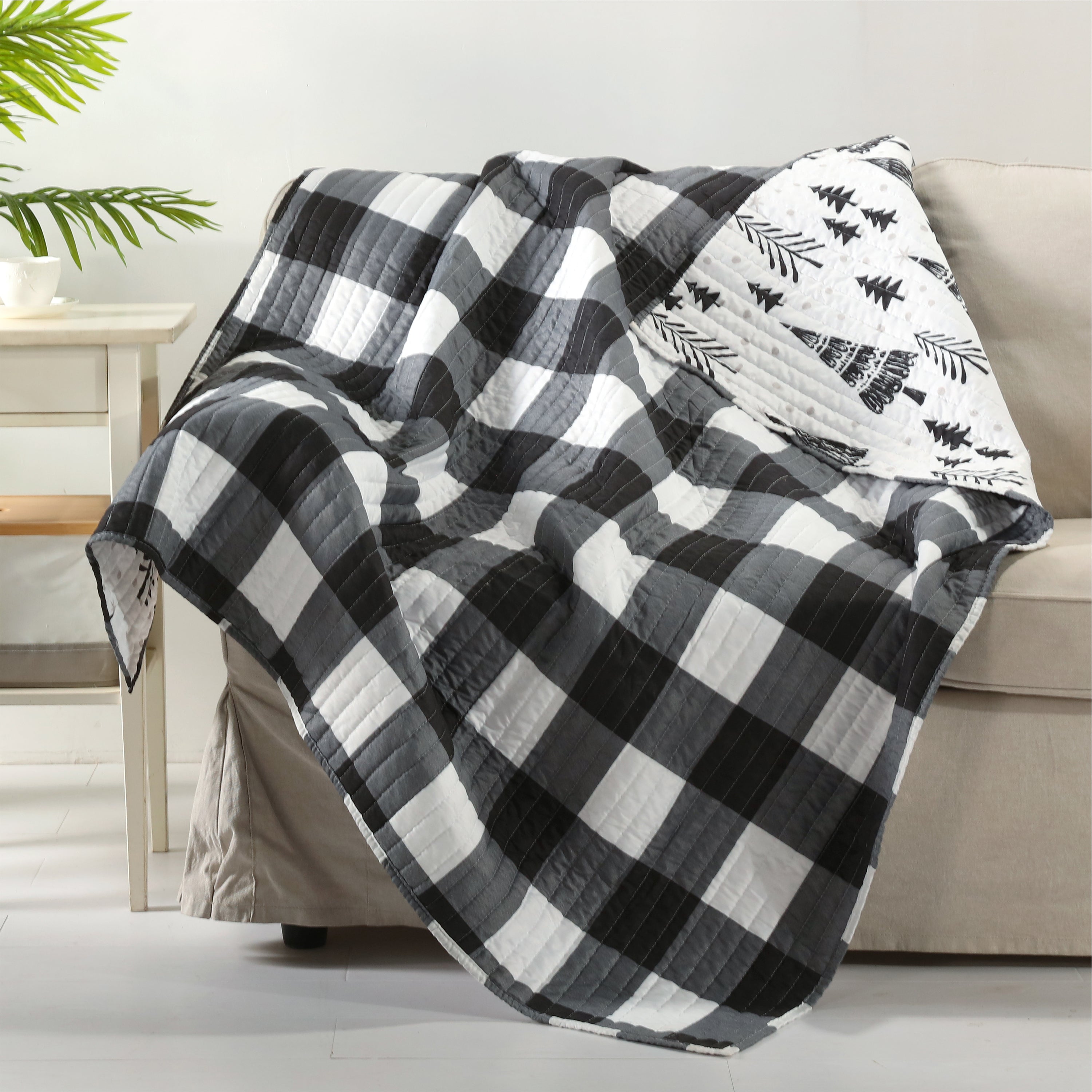 Northern Star Quilted Throw