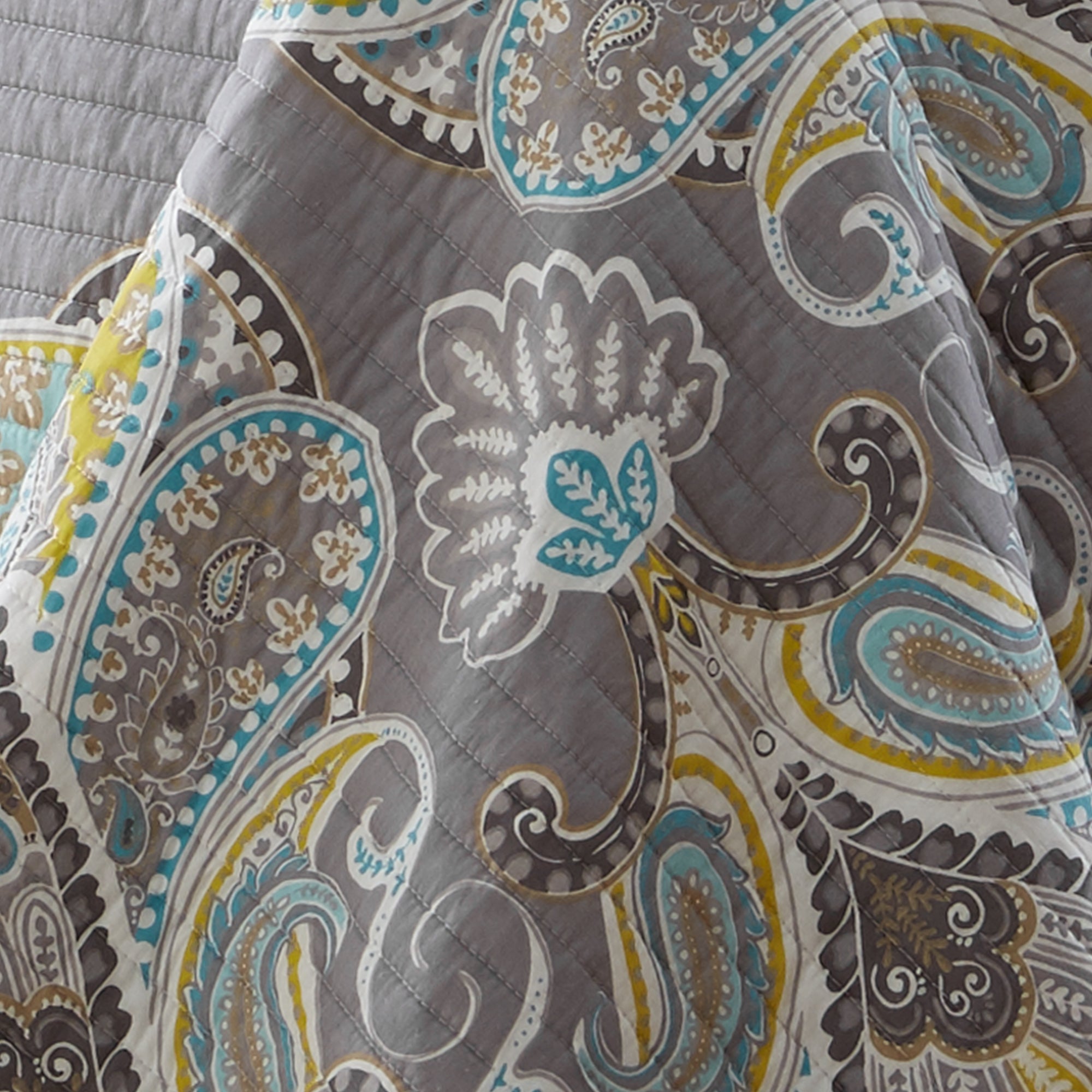 Cressley Quilt Set