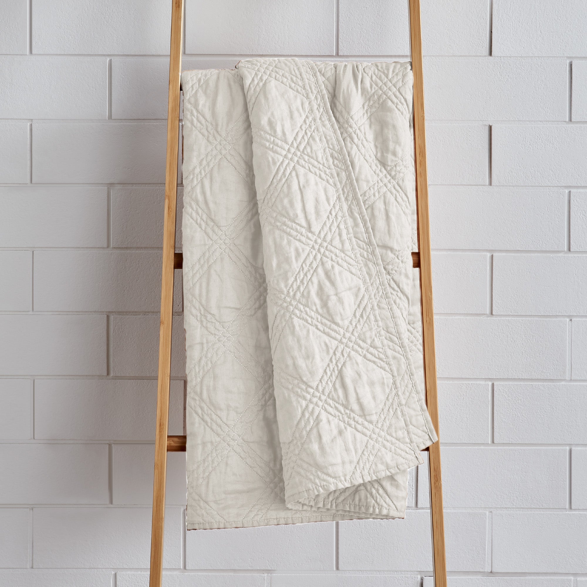 Washed Linen Quilted Throw