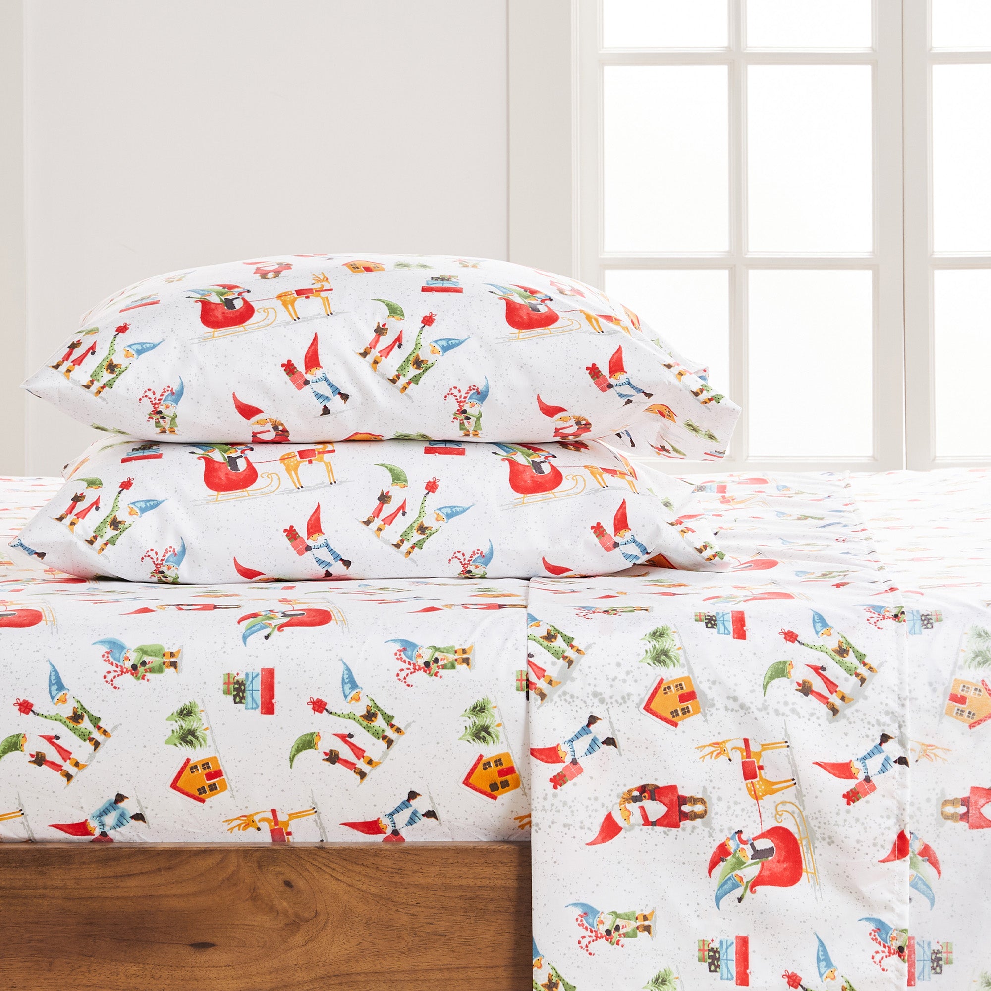Gnome for the Holidays White Sheet Set